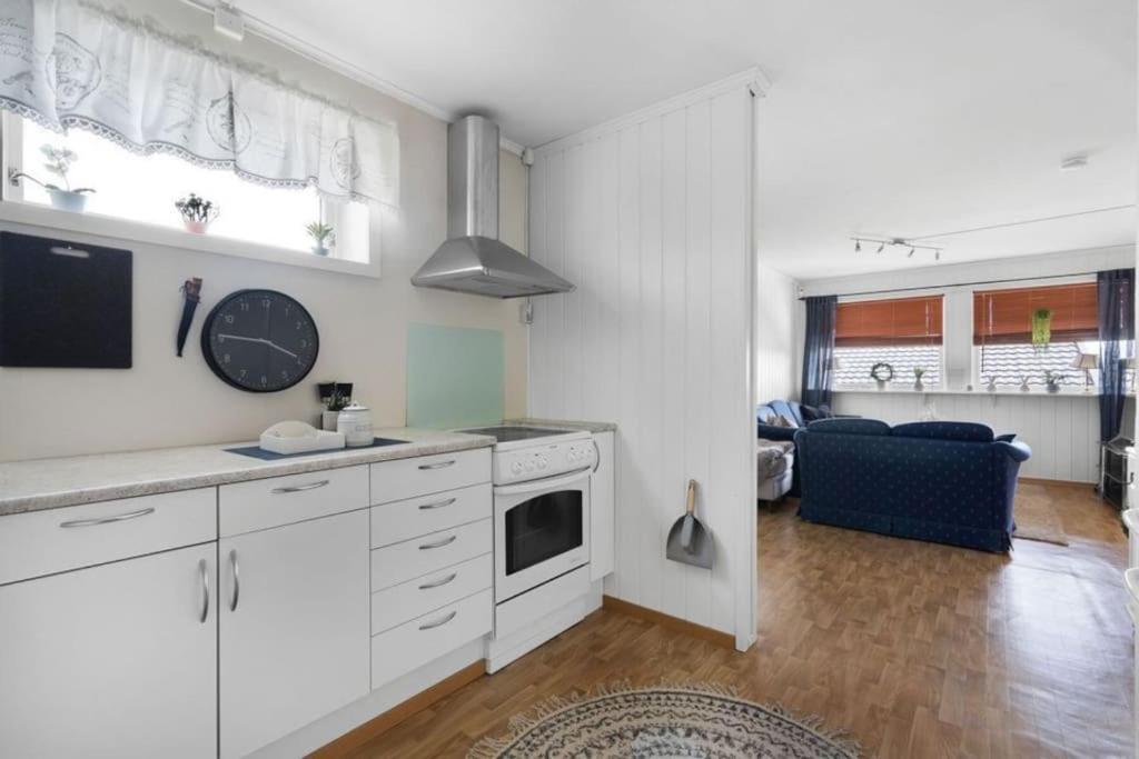Apartment, 4Km Fra Tromsosentrum. Flyplass 1.71Km. Exterior photo